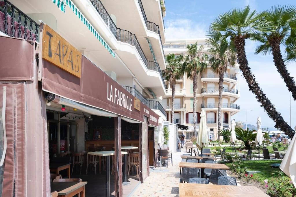 Superbe Studio Avec Terrasse En Front De Mer Menton Exterior foto